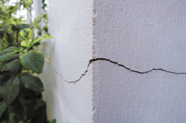 Réparation de fissures de façade à Bourges