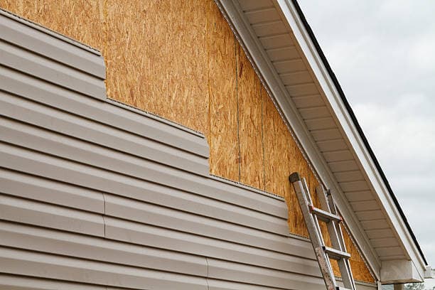 Bardage isolant en bois, PVC ou composite à Yzeure