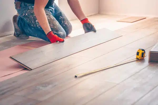 Pose de parquet massif ou contrecollé à Bourges